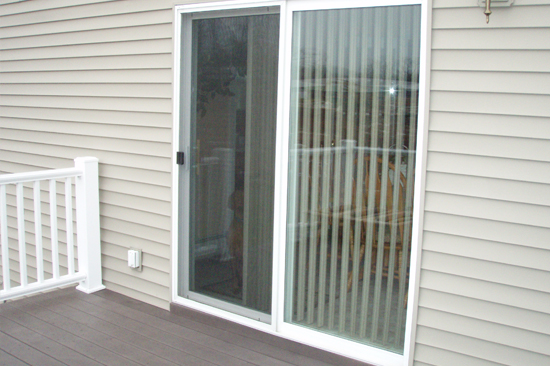 Three Lakes-screen-door-repair